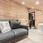 Westwind Nest B2 By Hilla